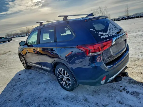 JA4JZ3AXXHZ600291 2017 MITSUBISHI OUTLANDER - Image 2