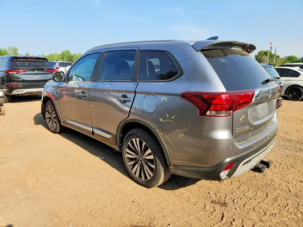 JA4JZ3AXXLZ605192 2020 MITSUBISHI OUTLANDER - Image 2