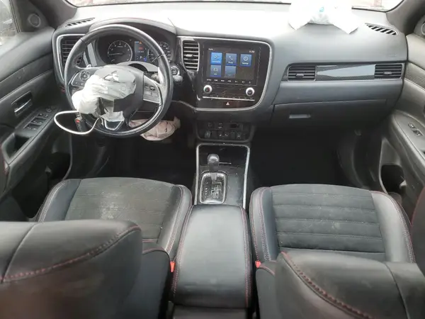 JA4JZ3AXXLZ614474 2020 MITSUBISHI OUTLANDER - Image 8