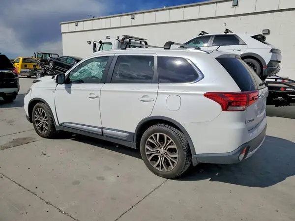JA4JZ4AX0GZ008791 2016 MITSUBISHI OUTLANDER - Image 2