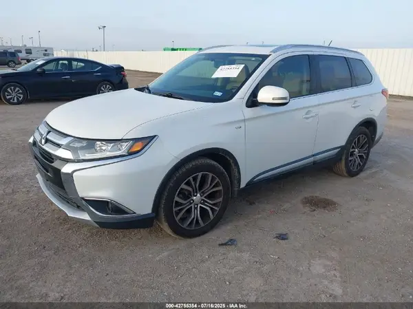 JA4JZ4AX0GZ019967 2016 MITSUBISHI OUTLANDER - Image 2