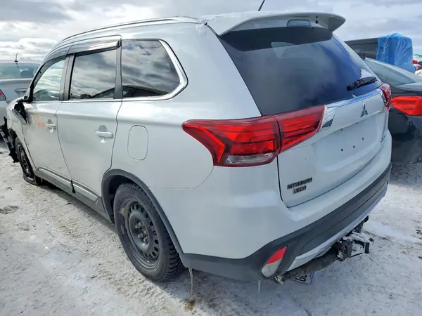 JA4JZ4AX0GZ603303 2016 MITSUBISHI OUTLANDER - Image 2