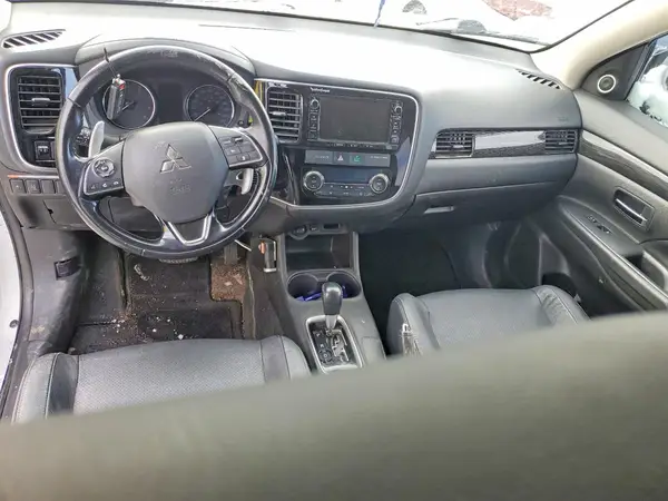 JA4JZ4AX0GZ603303 2016 MITSUBISHI OUTLANDER - Image 8