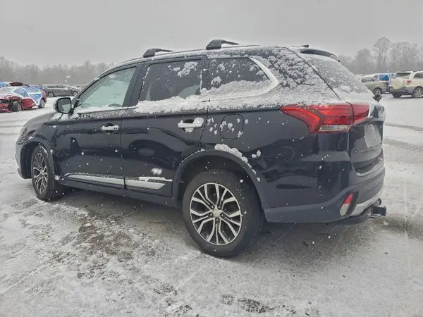 JA4JZ4AX0HZ010803 2017 MITSUBISHI OUTLANDER - Image 2