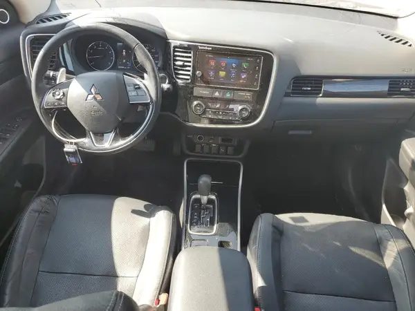 JA4JZ4AX0HZ039167 2017 MITSUBISHI OUTLANDER - Image 8