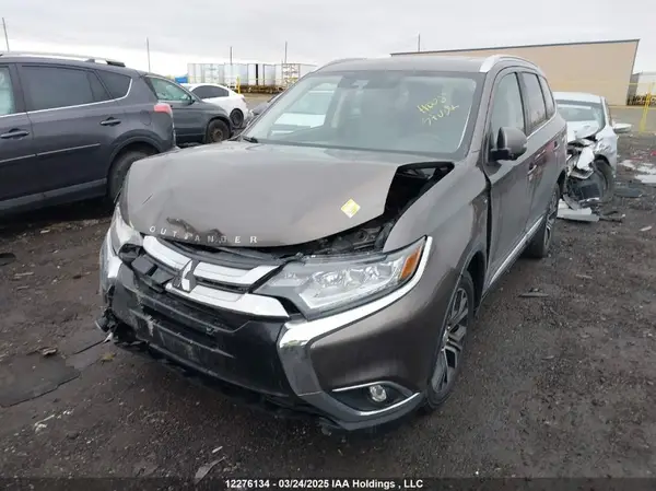 JA4JZ4AX0HZ601178 2017 MITSUBISHI OUTLANDER - Image 2
