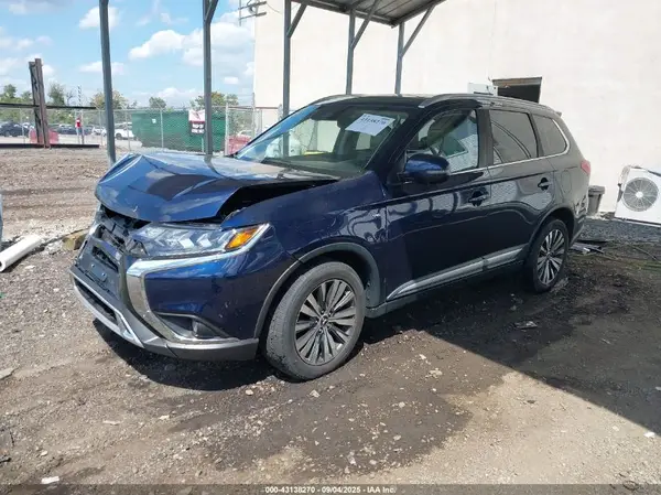 JA4JZ4AX0KZ027365 2019 MITSUBISHI OUTLANDER - Image 2
