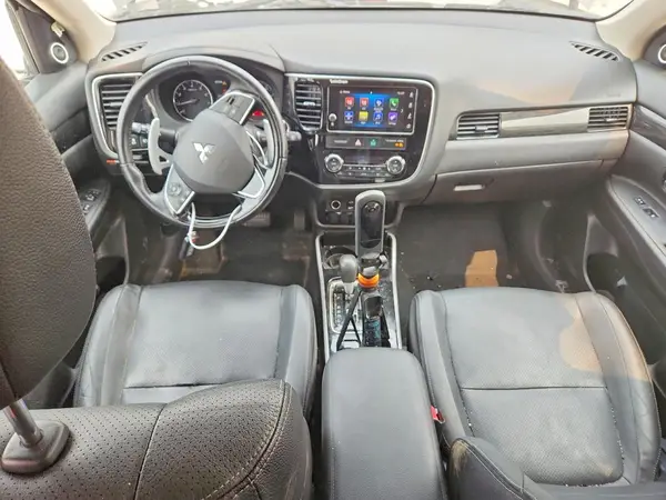 JA4JZ4AX1HZ006002 2017 MITSUBISHI OUTLANDER - Image 8