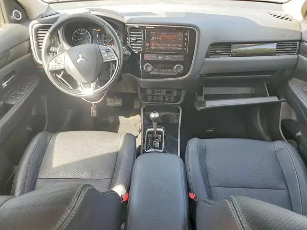 JA4JZ4AX1JJ004495 2018 MITSUBISHI OUTLANDER - Image 8