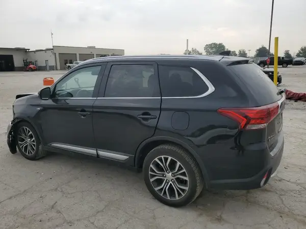 JA4JZ4AX1JZ066576 2018 MITSUBISHI OUTLANDER - Image 2