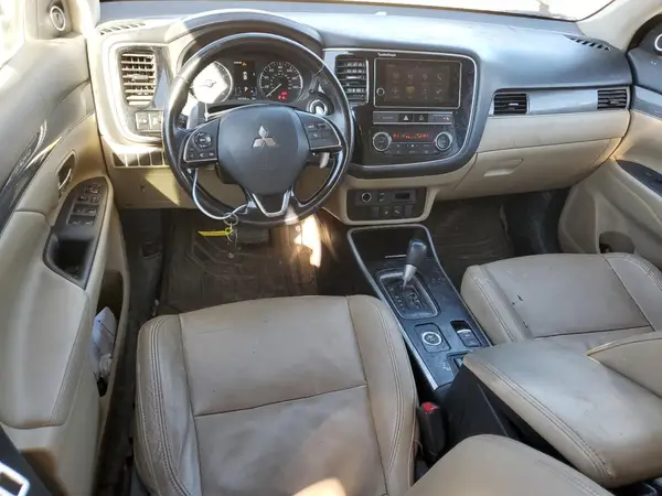 JA4JZ4AX1KZ001745 2019 MITSUBISHI OUTLANDER - Image 8