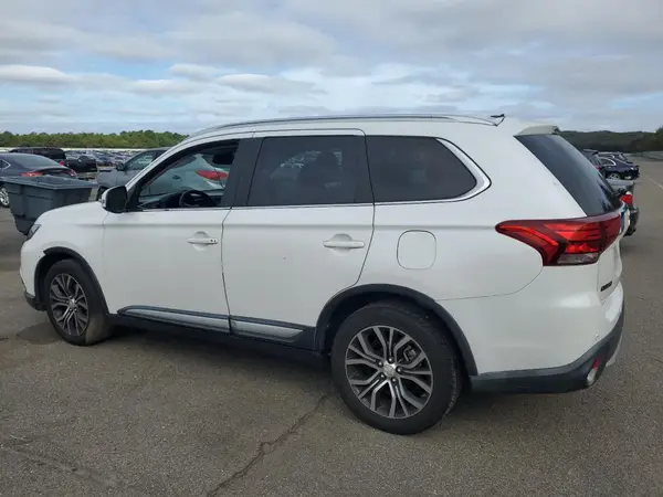JA4JZ4AX2GZ002104 2016 MITSUBISHI OUTLANDER - Image 2