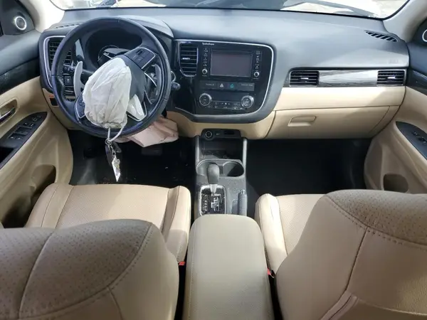 JA4JZ4AX2GZ012468 2016 MITSUBISHI OUTLANDER - Image 8