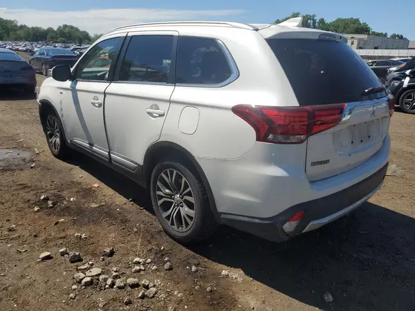 JA4JZ4AX2JZ035191 2018 MITSUBISHI OUTLANDER - Image 2