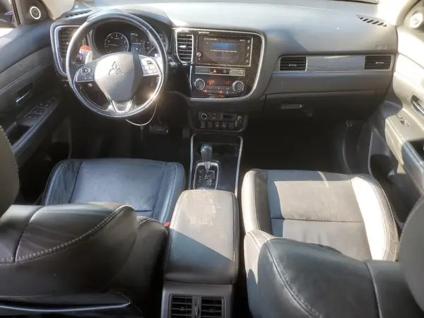 JA4JZ4AX2KZ002550 2019 MITSUBISHI OUTLANDER - Image 8