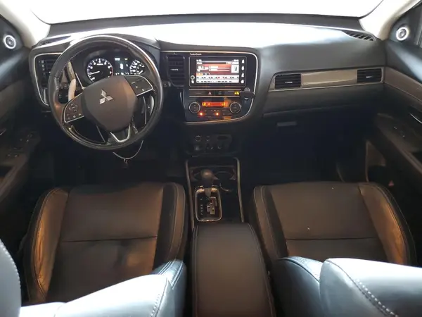 JA4JZ4AX2KZ600749 2019 MITSUBISHI OUTLANDER - Image 8