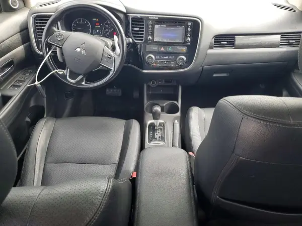 JA4JZ4AX3GZ010227 2016 MITSUBISHI OUTLANDER - Image 8