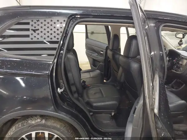 JA4JZ4AX3GZ011751 2016 MITSUBISHI OUTLANDER - Image 8