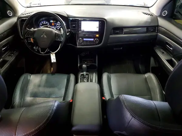 JA4JZ4AX3GZ024807 2016 MITSUBISHI OUTLANDER - Image 8