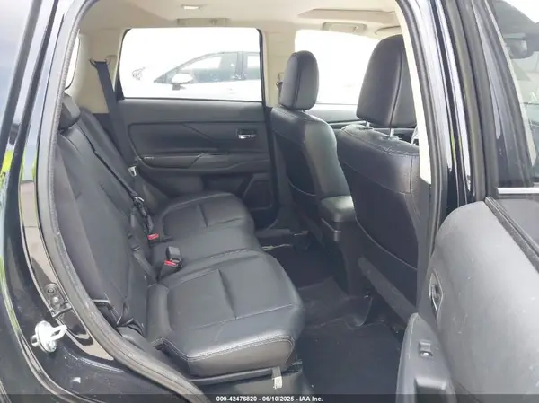 JA4JZ4AX3GZ049349 2016 MITSUBISHI OUTLANDER - Image 8