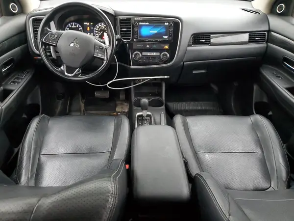 JA4JZ4AX3GZ602551 2016 MITSUBISHI OUTLANDER - Image 8