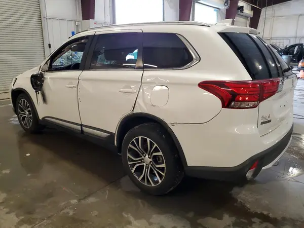JA4JZ4AX3HZ014120 2017 MITSUBISHI OUTLANDER - Image 2