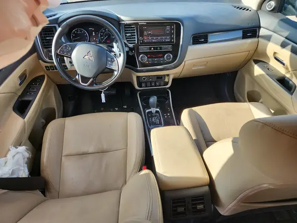 JA4JZ4AX3KZ024833 2019 MITSUBISHI OUTLANDER - Image 8