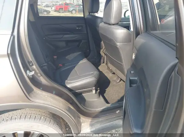 JA4JZ4AX3LZ607775 2020 MITSUBISHI OUTLANDER - Image 8