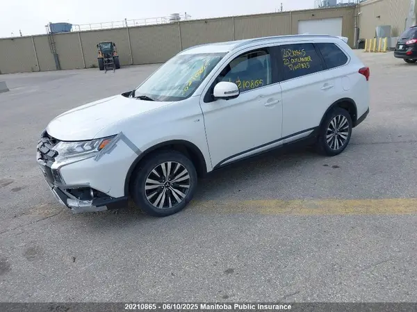 JA4JZ4AX3LZ607825 2020 MITSUBISHI OUTLANDER - Image 2