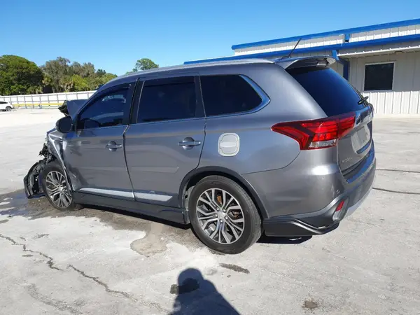 JA4JZ4AX4GZ011712 2016 MITSUBISHI OUTLANDER - Image 2