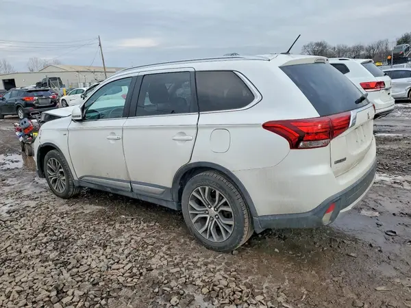 JA4JZ4AX4GZ014657 2016 MITSUBISHI OUTLANDER - Image 2