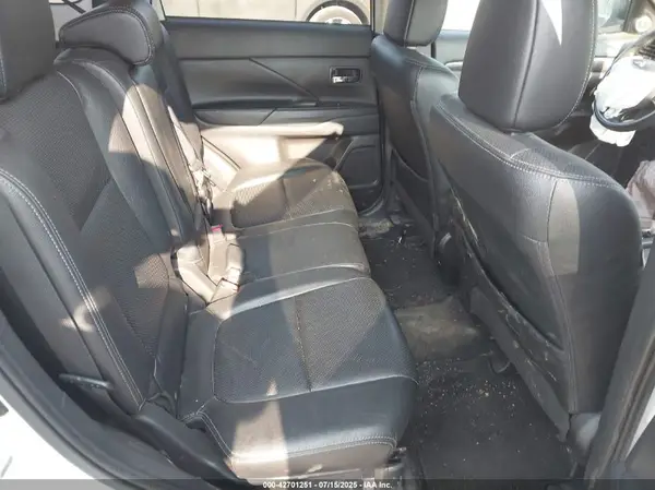 JA4JZ4AX4GZ018319 2016 MITSUBISHI OUTLANDER - Image 8