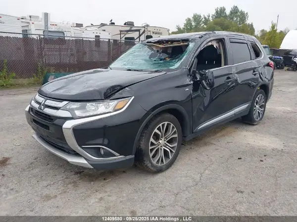 JA4JZ4AX4HZ611597 2017 MITSUBISHI OUTLANDER - Image 2