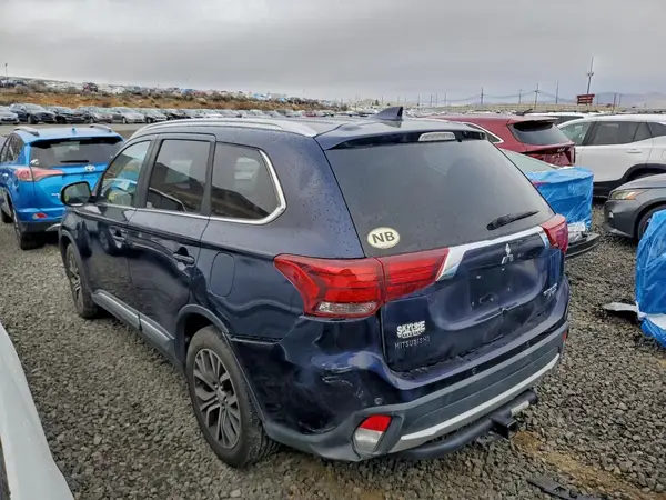 JA4JZ4AX4JZ001639 2018 MITSUBISHI OUTLANDER - Image 2