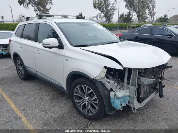 JA4JZ4AX4JZ010471 2018 MITSUBISHI OUTLANDER - Image 1