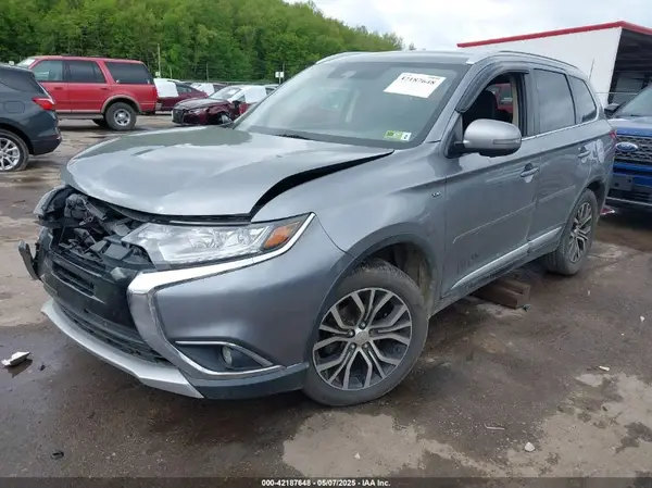 JA4JZ4AX4JZ059721 2018 MITSUBISHI OUTLANDER - Image 2