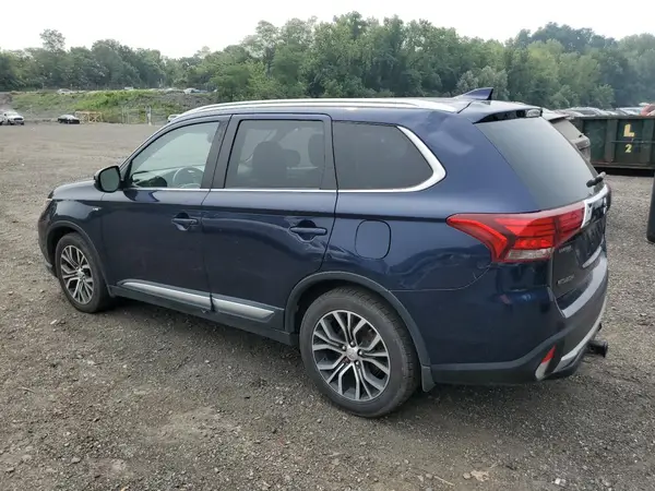 JA4JZ4AX4JZ059797 2018 MITSUBISHI OUTLANDER - Image 2