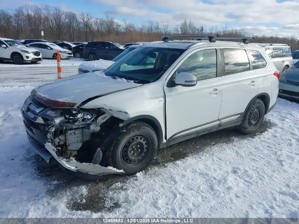 JA4JZ4AX5GZ606195 2016 MITSUBISHI OUTLANDER - Image 2