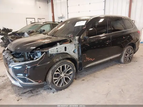 JA4JZ4AX5HZ023756 2017 MITSUBISHI OUTLANDER - Image 2