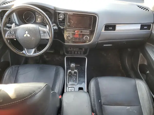 JA4JZ4AX5KZ024431 2019 MITSUBISHI OUTLANDER - Image 8