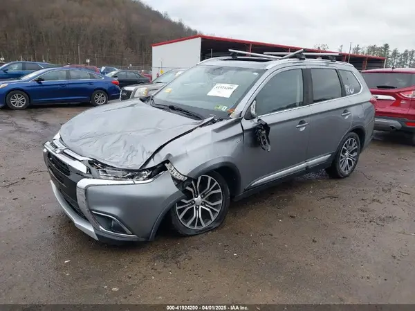 JA4JZ4AX6HZ011373 2017 MITSUBISHI OUTLANDER - Image 2