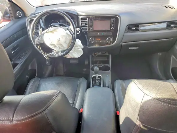 JA4JZ4AX7GZ008268 2016 MITSUBISHI OUTLANDER - Image 8