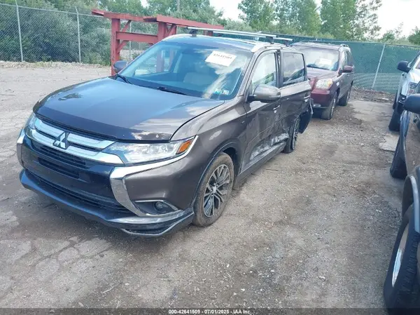 JA4JZ4AX7GZ009338 2016 MITSUBISHI OUTLANDER - Image 2