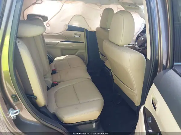 JA4JZ4AX7GZ009338 2016 MITSUBISHI OUTLANDER - Image 8