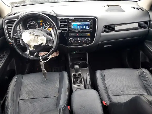 JA4JZ4AX7GZ031016 2016 MITSUBISHI OUTLANDER - Image 8