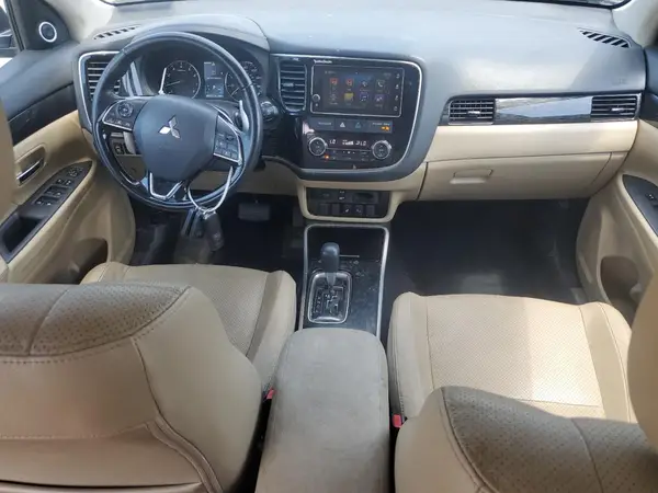 JA4JZ4AX7JZ009346 2018 MITSUBISHI OUTLANDER - Image 8