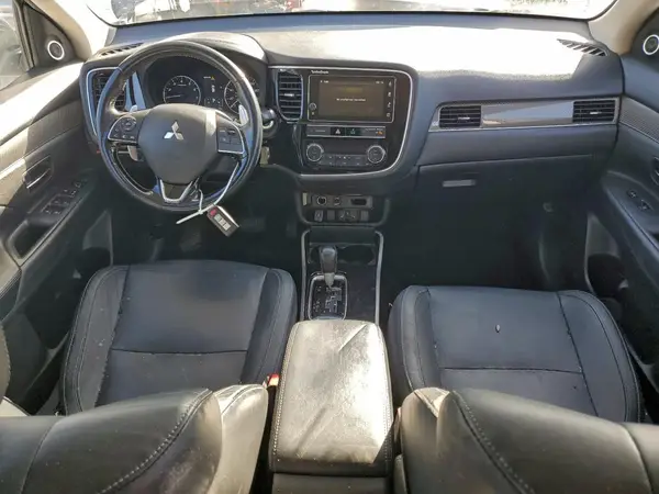 JA4JZ4AX7KZ001698 2019 MITSUBISHI OUTLANDER - Image 8
