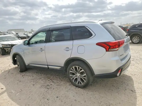 JA4JZ4AX8GZ002303 2016 MITSUBISHI OUTLANDER - Image 2