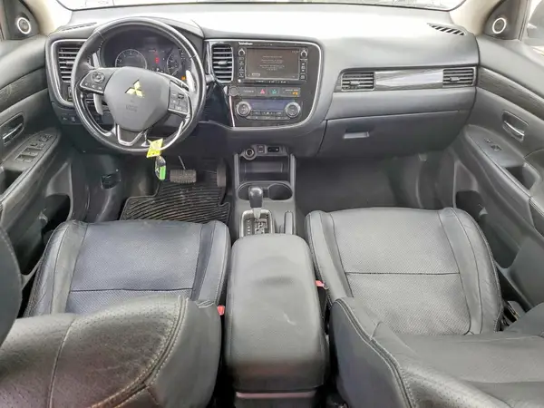 JA4JZ4AX8GZ002303 2016 MITSUBISHI OUTLANDER - Image 8