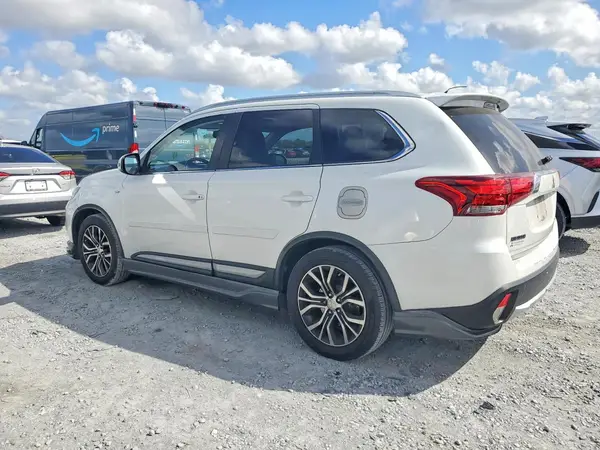 JA4JZ4AX8GZ008358 2016 MITSUBISHI OUTLANDER - Image 2